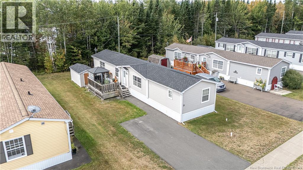 21 Shannon St, Fredericton, NB E3G 4C8