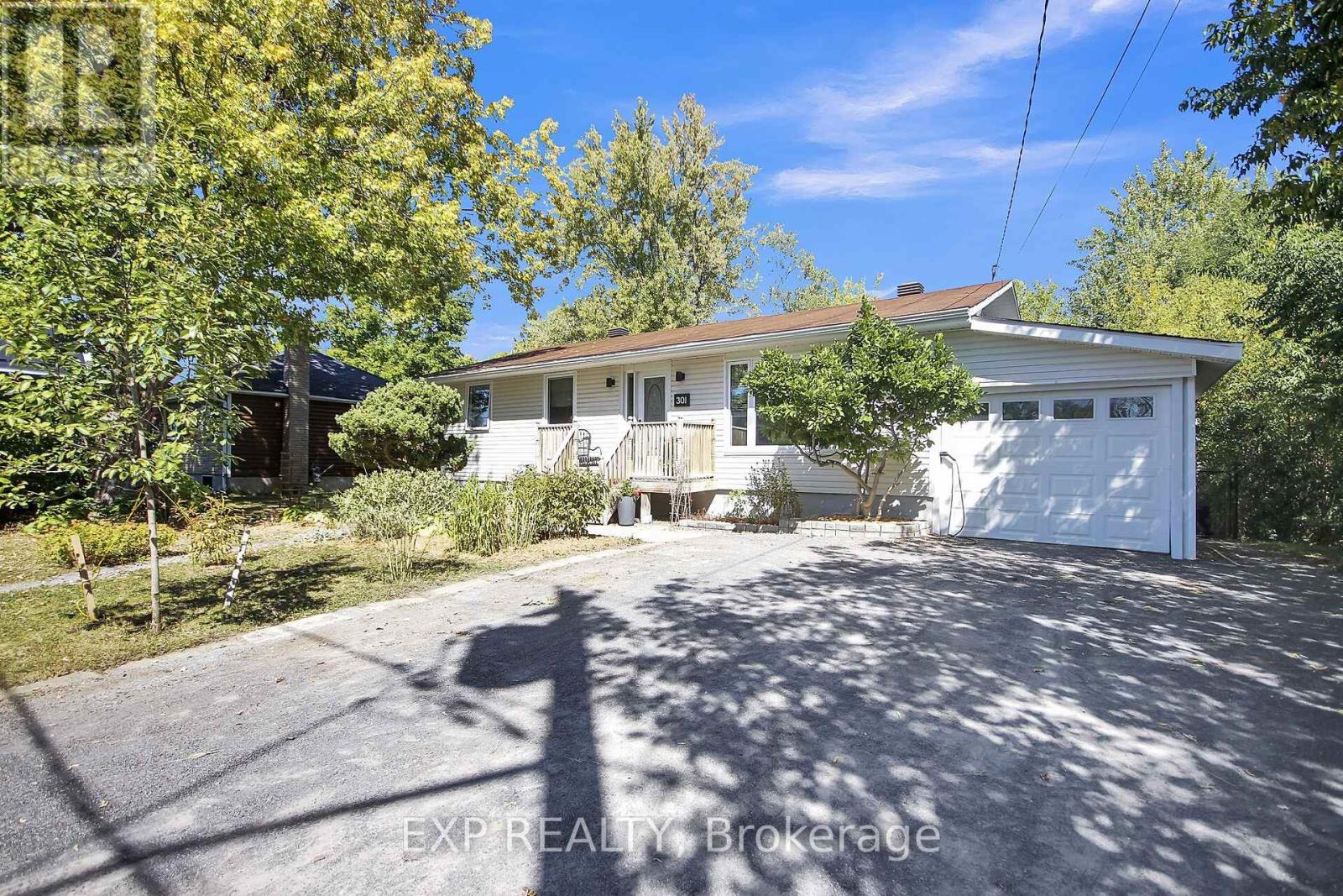301 Water St, Mississippi Mills, ON K0A 1A0