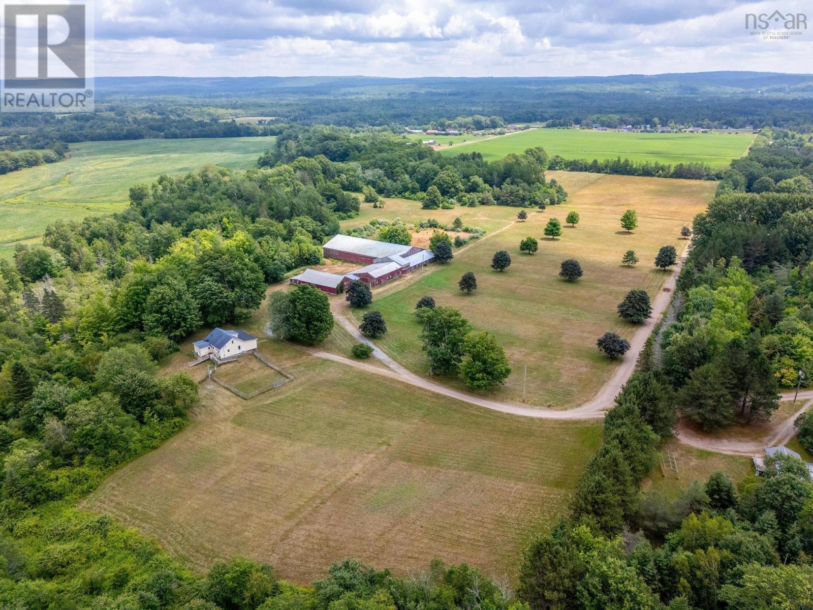 85 Greenhouse Rd, Middleton, NS B0S 1P0