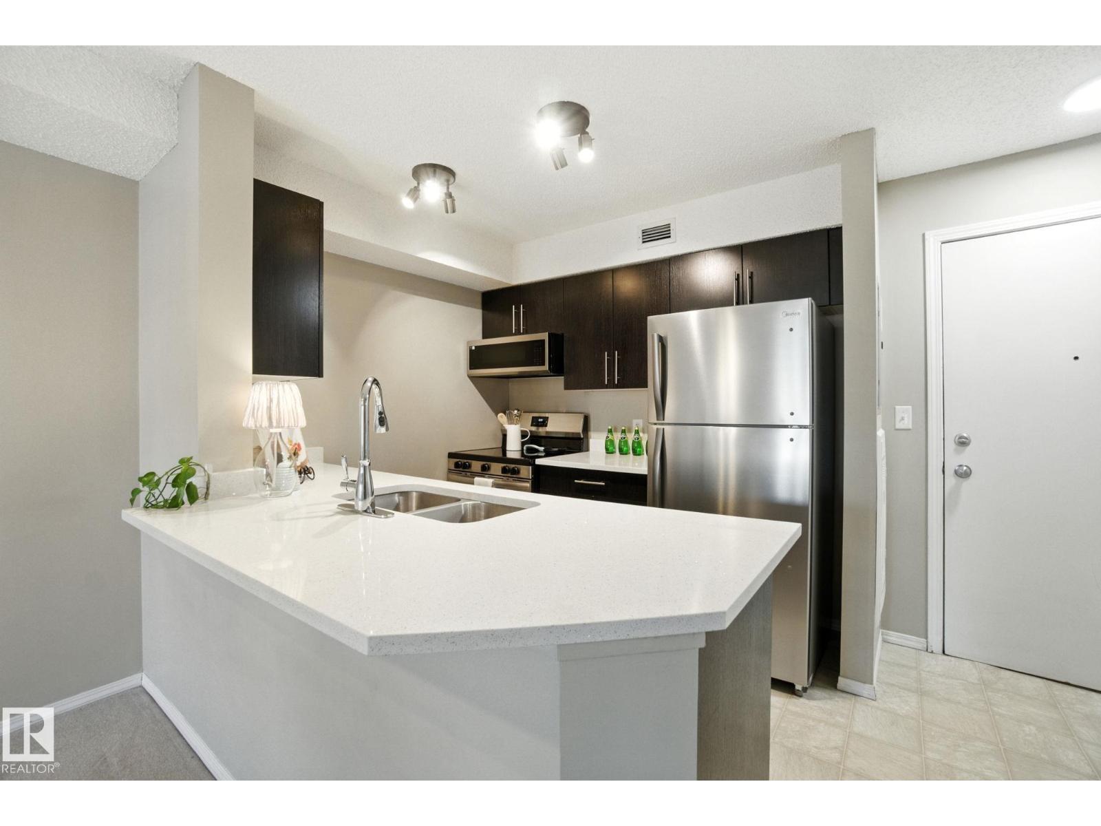 11820 22 Avenue Southwest #207, Edmonton, AB T6W 2A2