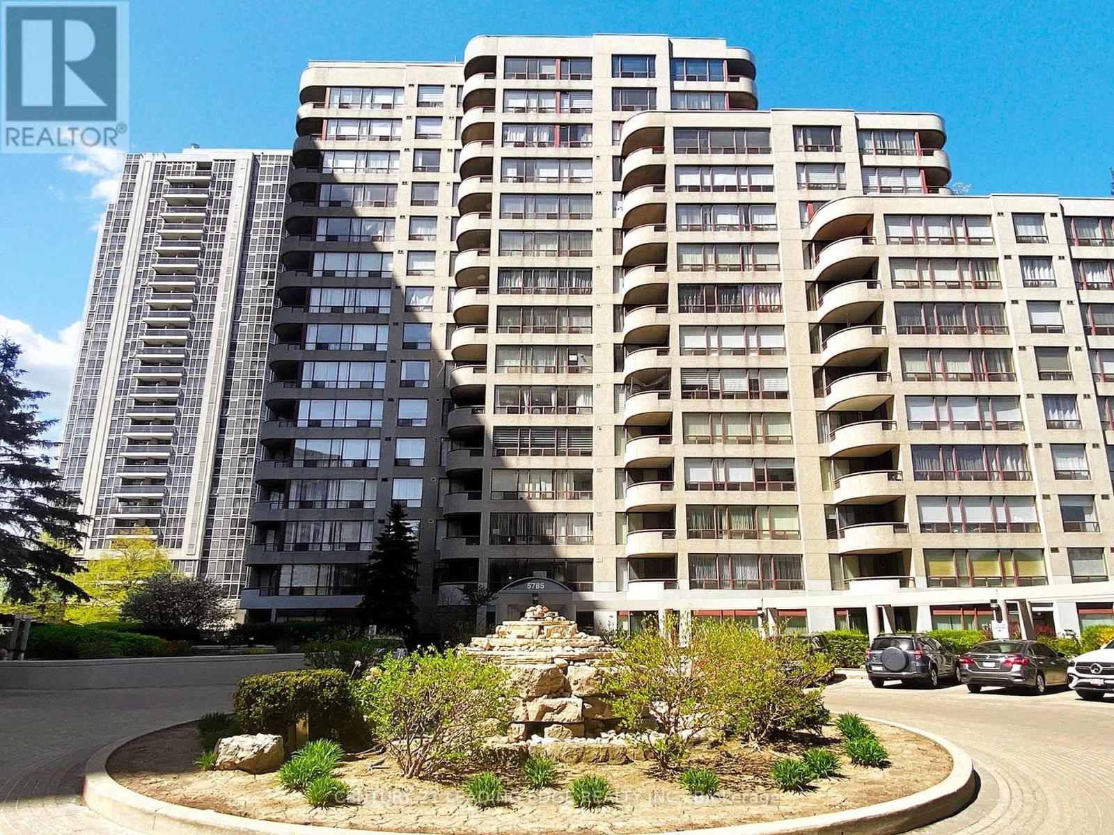 5785 Yonge St Ph404 St, Toronto, ON M2M 4J2