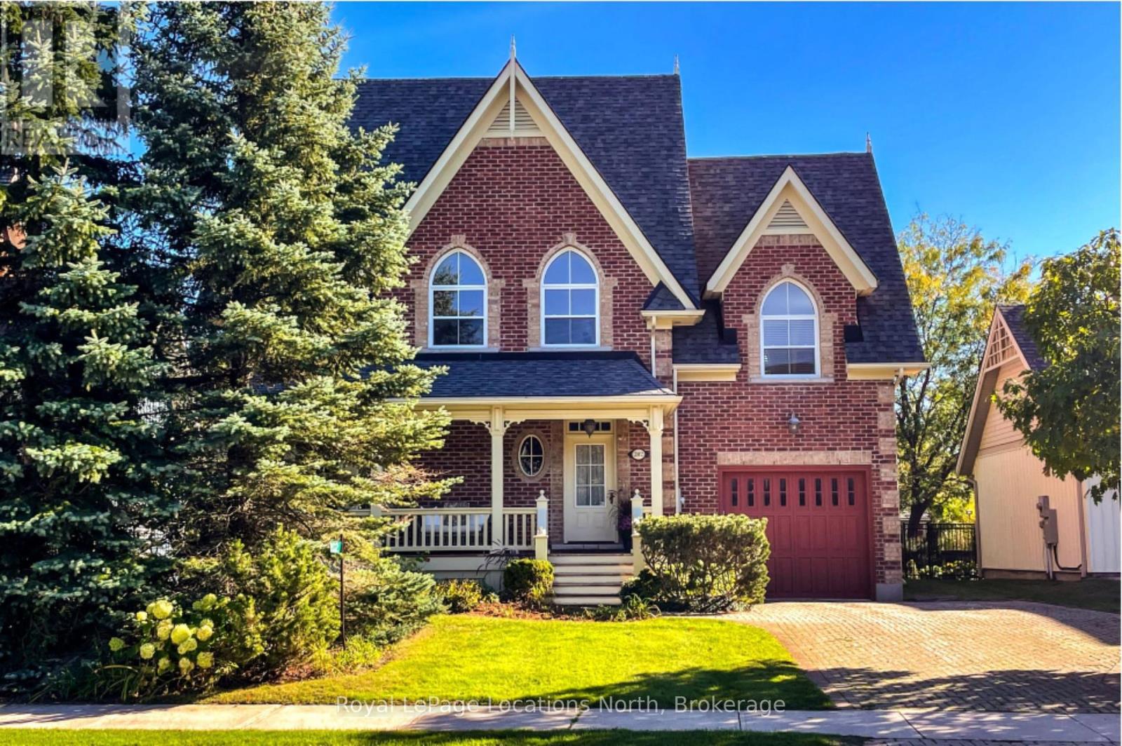 202 Snowbridge Way, The Blue Mountains, ON L9Y 0V1