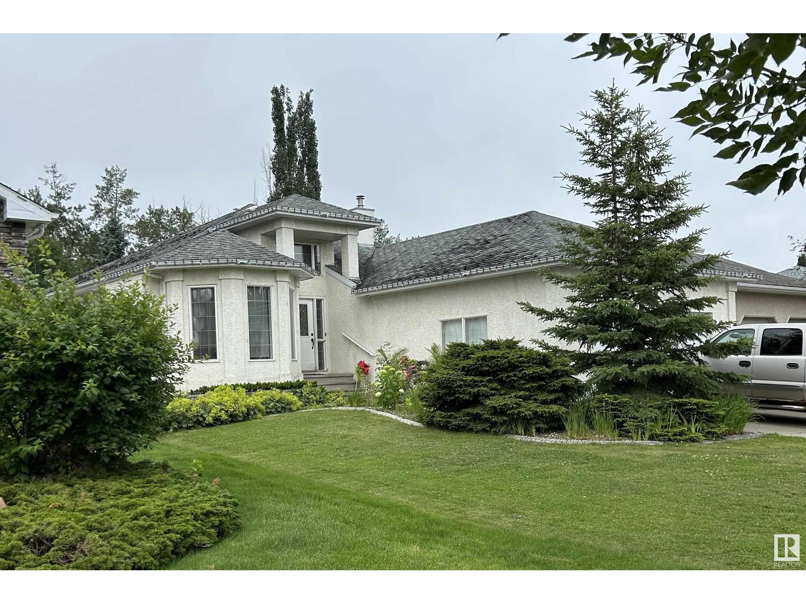 24 Bridgeport Wd, Leduc, AB T9E 8B2