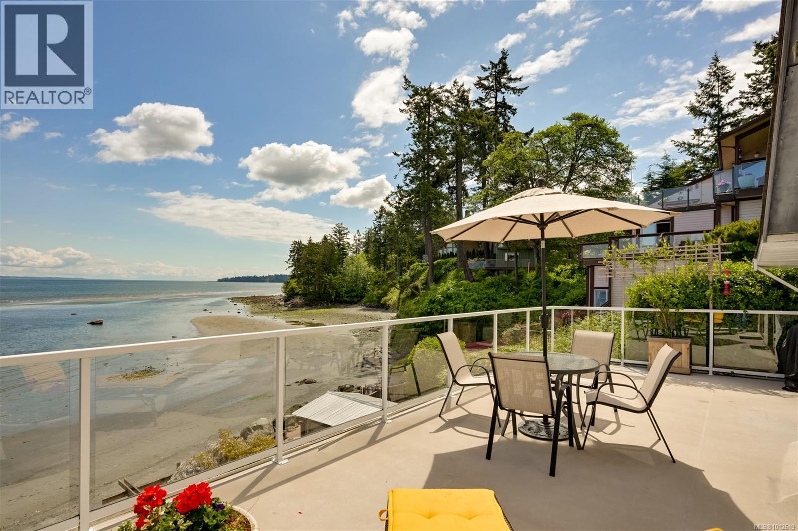 4955 Cordova Bay Rd, Saanich, BC V8Y 2K1