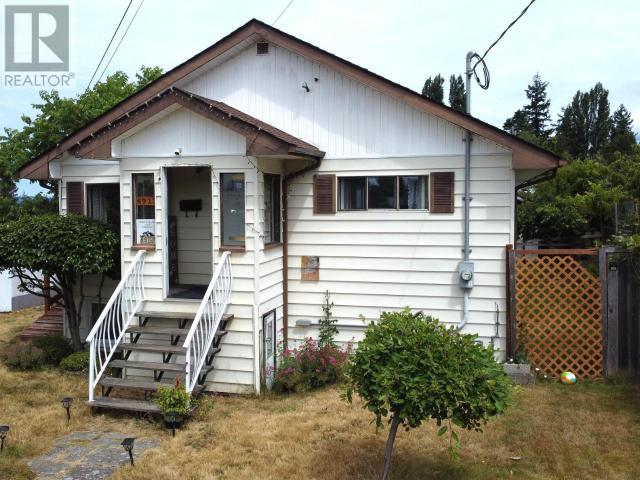 6913 Invermere Crt, Powell River, BC V8A 1N6