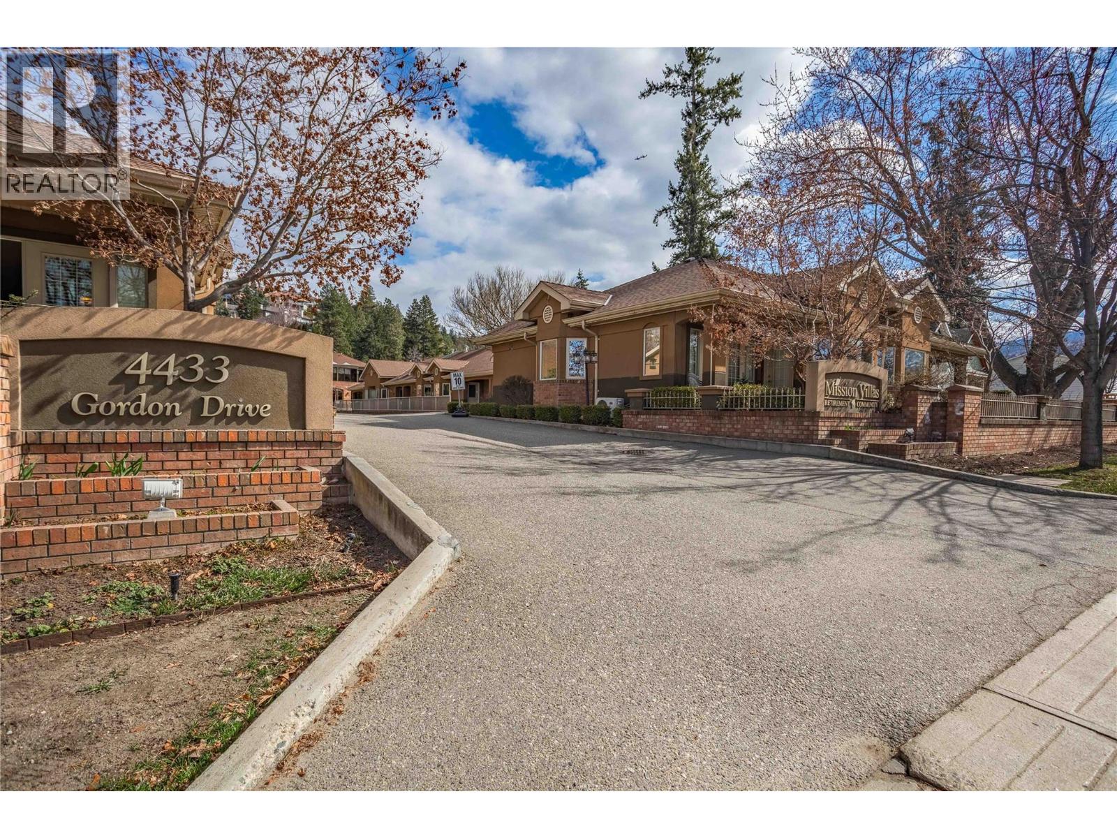 4433 Gordon Drive Unit 117, Kelowna, BC V1W 1S9