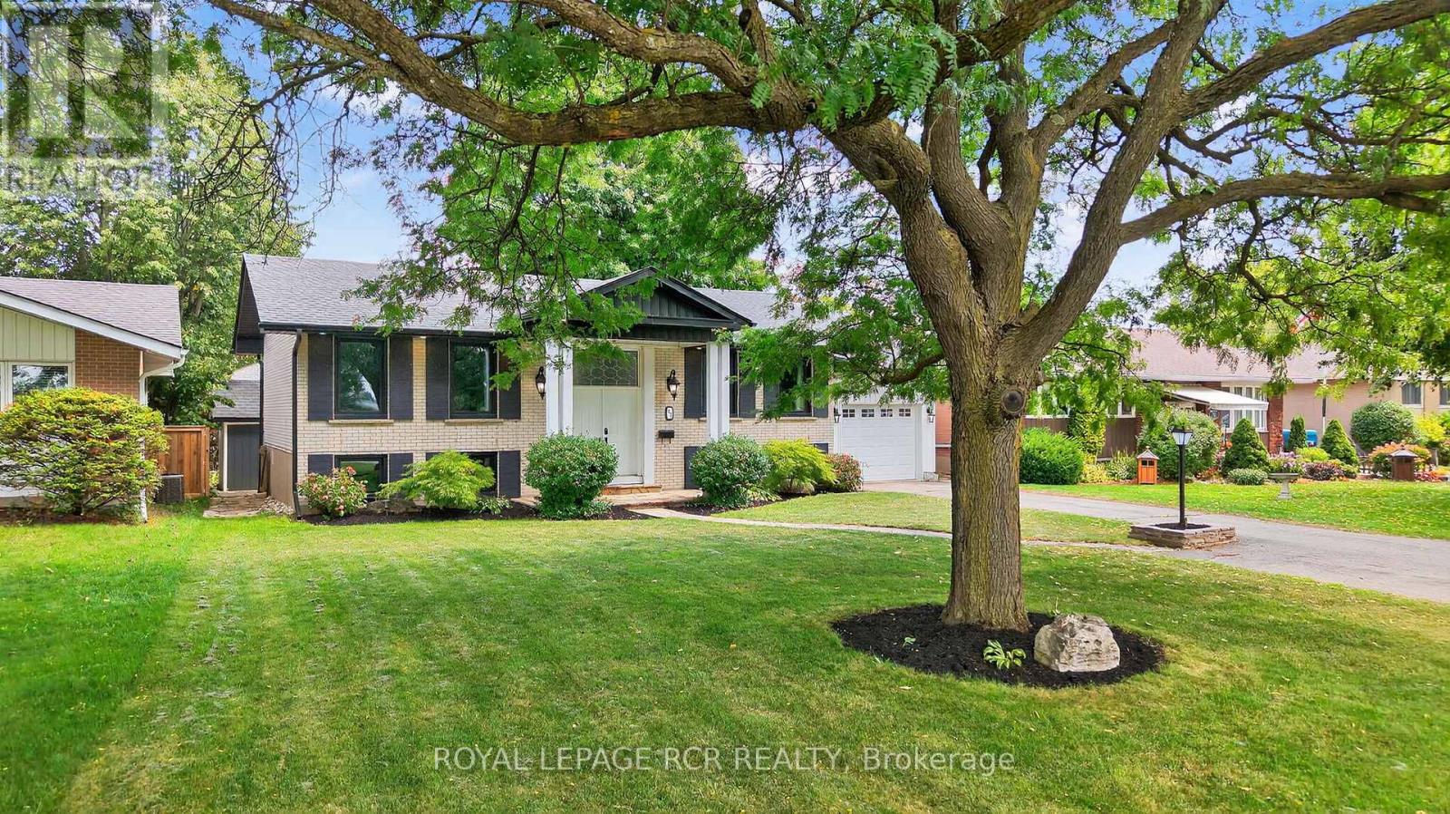 57 Centre St, Orangeville, ON L9W 2X4