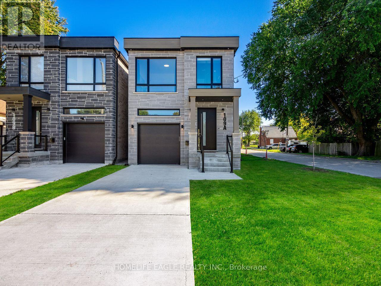 109 Heale Ave #a, Toronto, ON M1N 3Y2