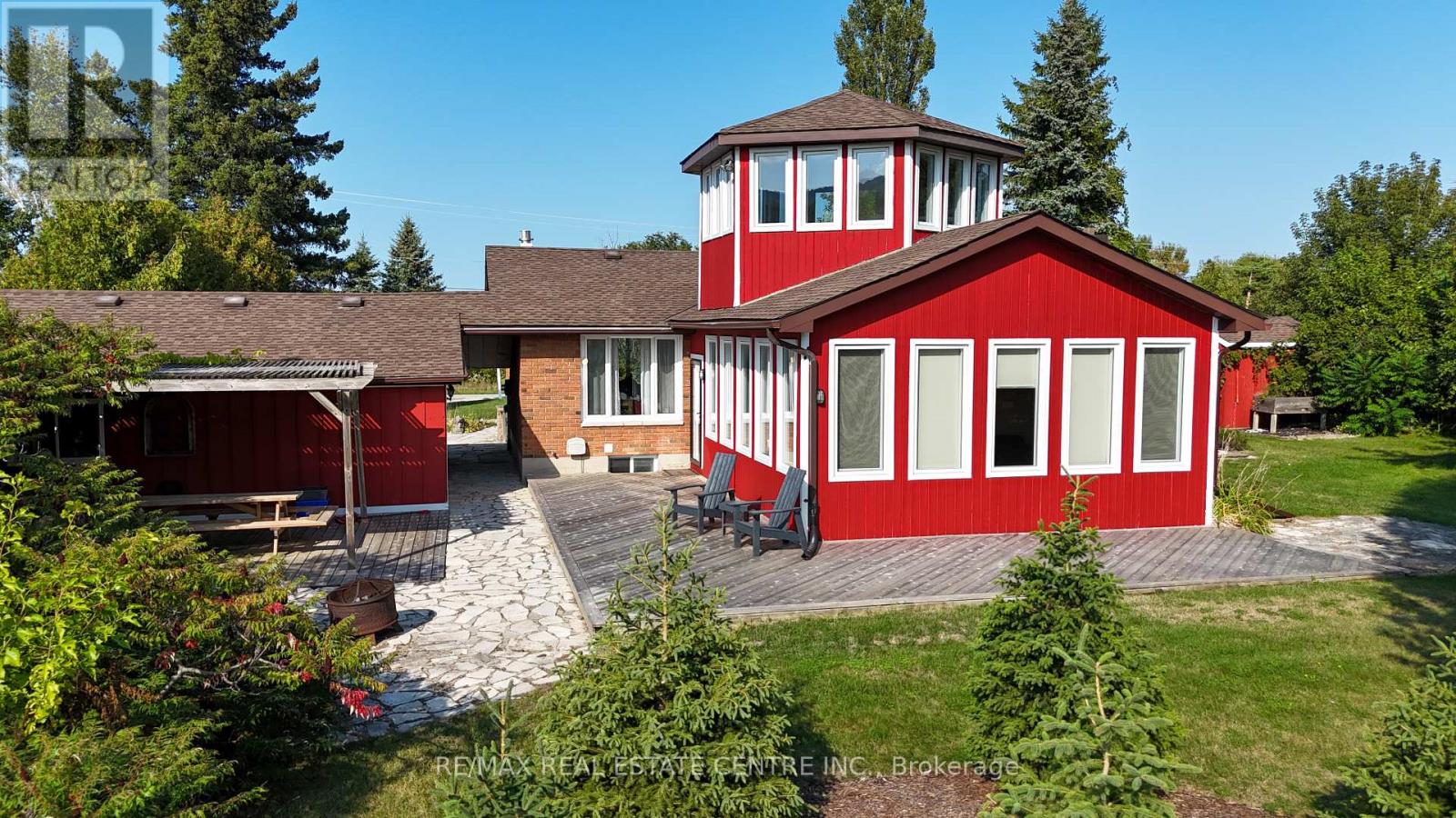 188 Lakeshore Rd E, The Blue Mountains, ON L9Y 0M9