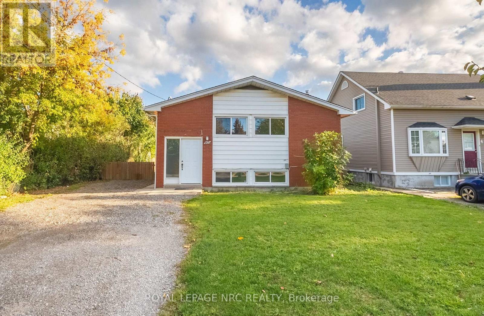 42 Fawell Ave, St. Catharines, ON L2S 2V6