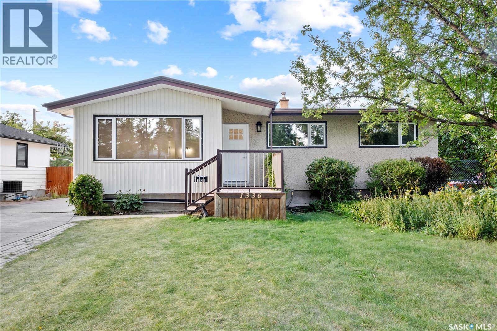 1336 Mcniven Ave, Regina, SK S4S 3X8