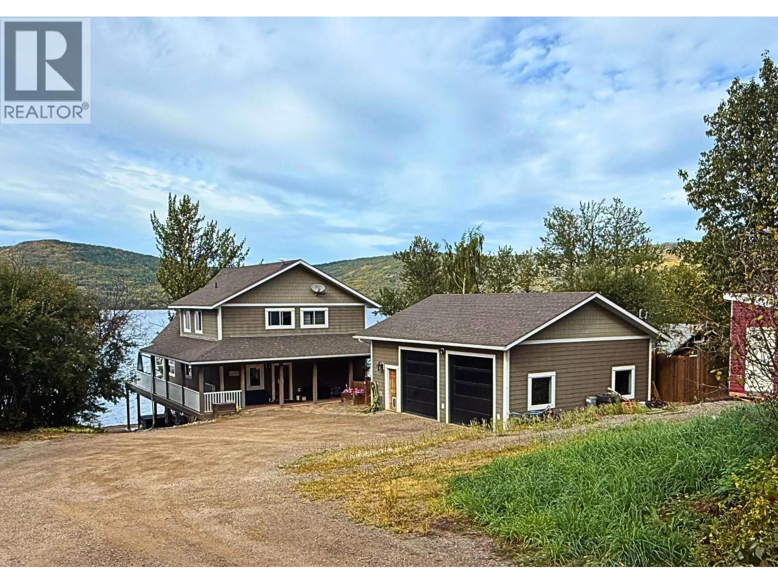 6986 S Moberly Lake Rd, Moberly Lake, BC V0C 1X0