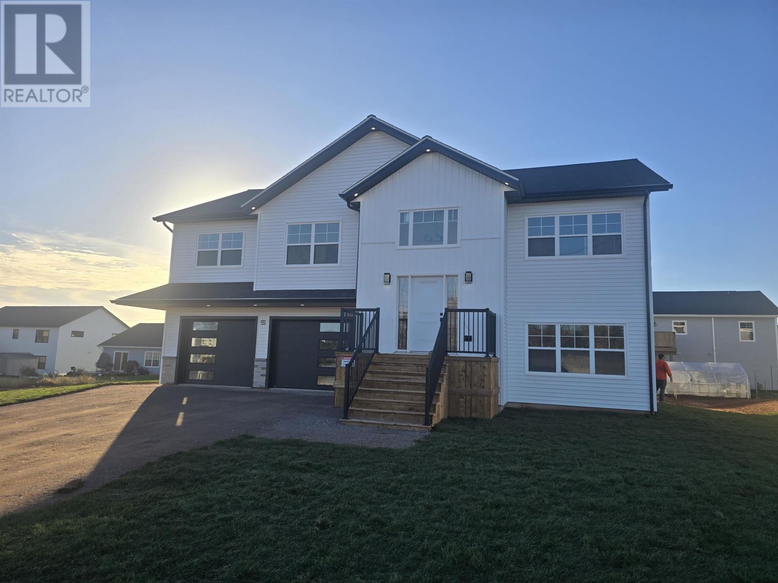 55 Kingsburgh Ave, Charlottetown, PE C1E 3W3