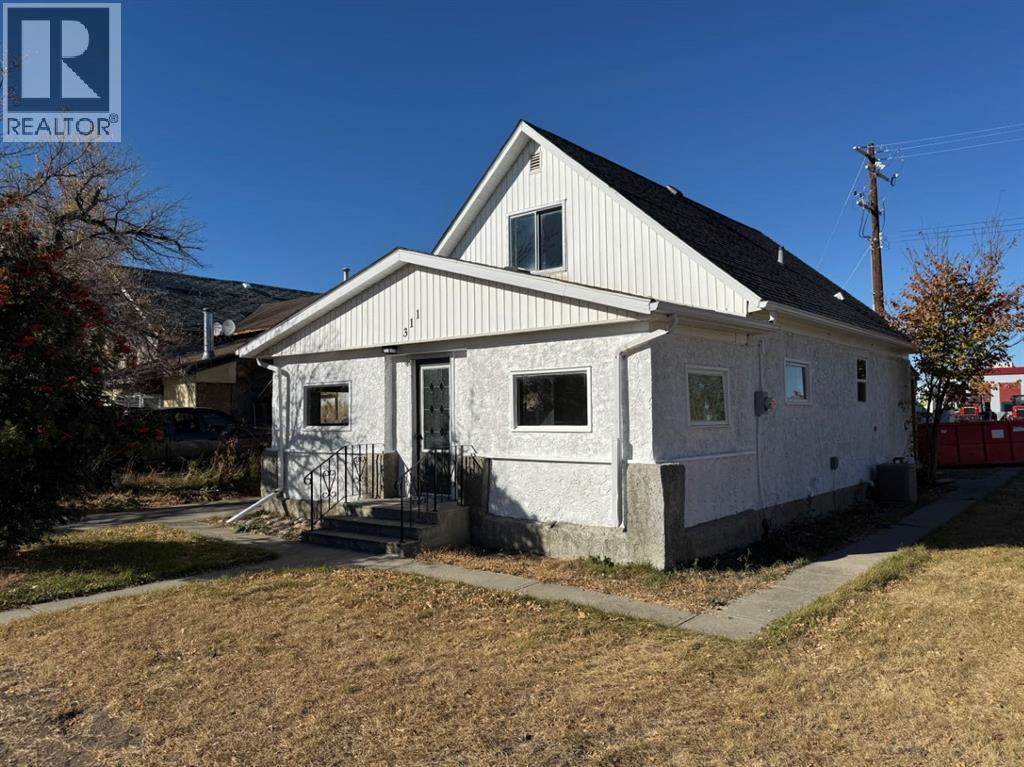 22 Street Unit 311, Fort Macleod, AB T0L 0Z0