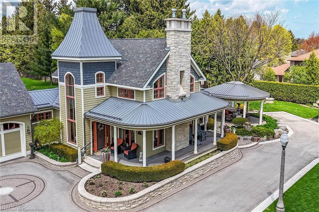 285 Hamilton Dr, Hamilton, ON L9G 2A9