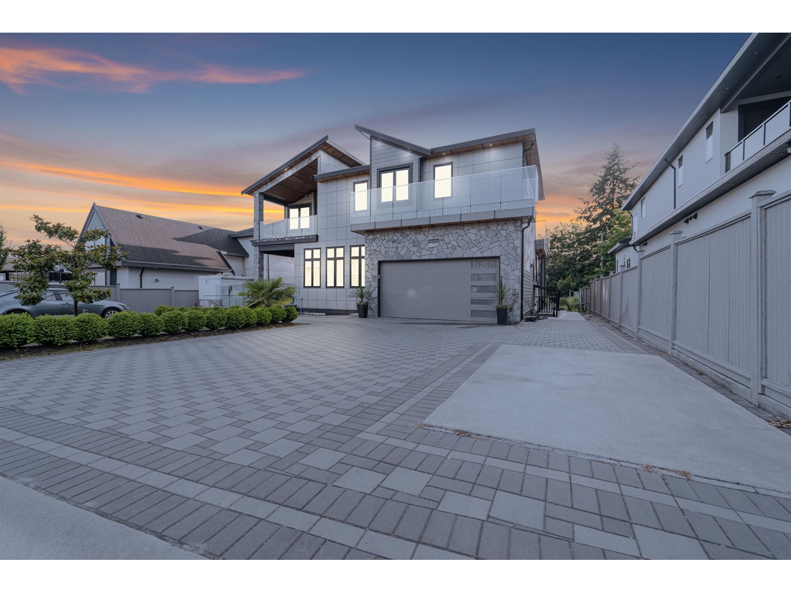 184 Street Unit 5538, Surrey, BC V3S 1E1