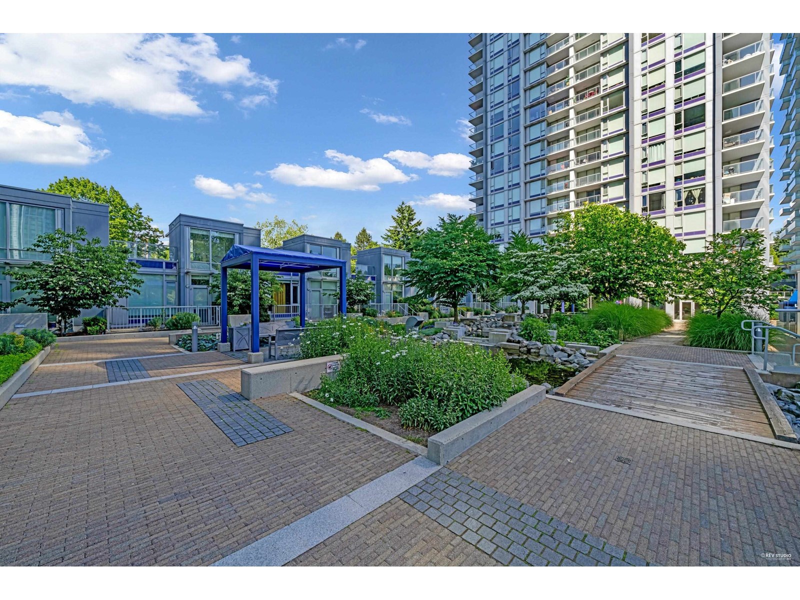 13750 100 Avenue Unit 4302, Surrey, BC V3T 0L3