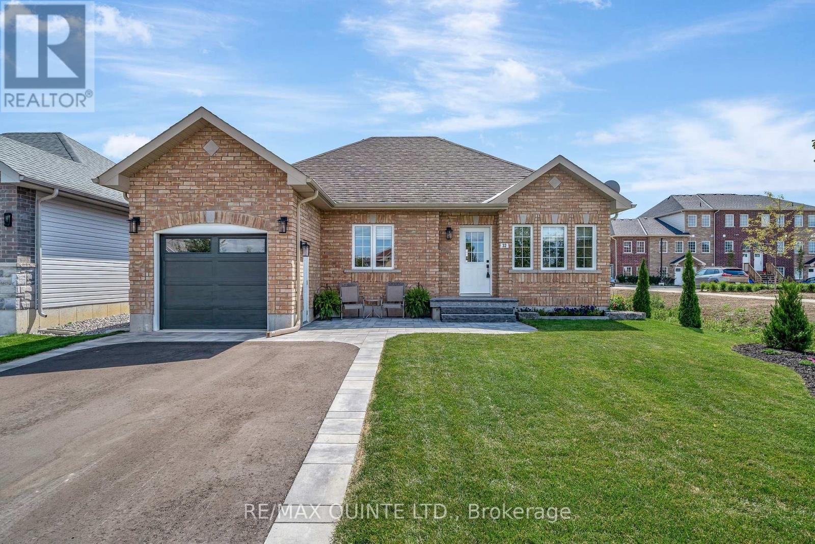 32 Maple Ave, Asphodel-Norwood, ON K0L 2V0