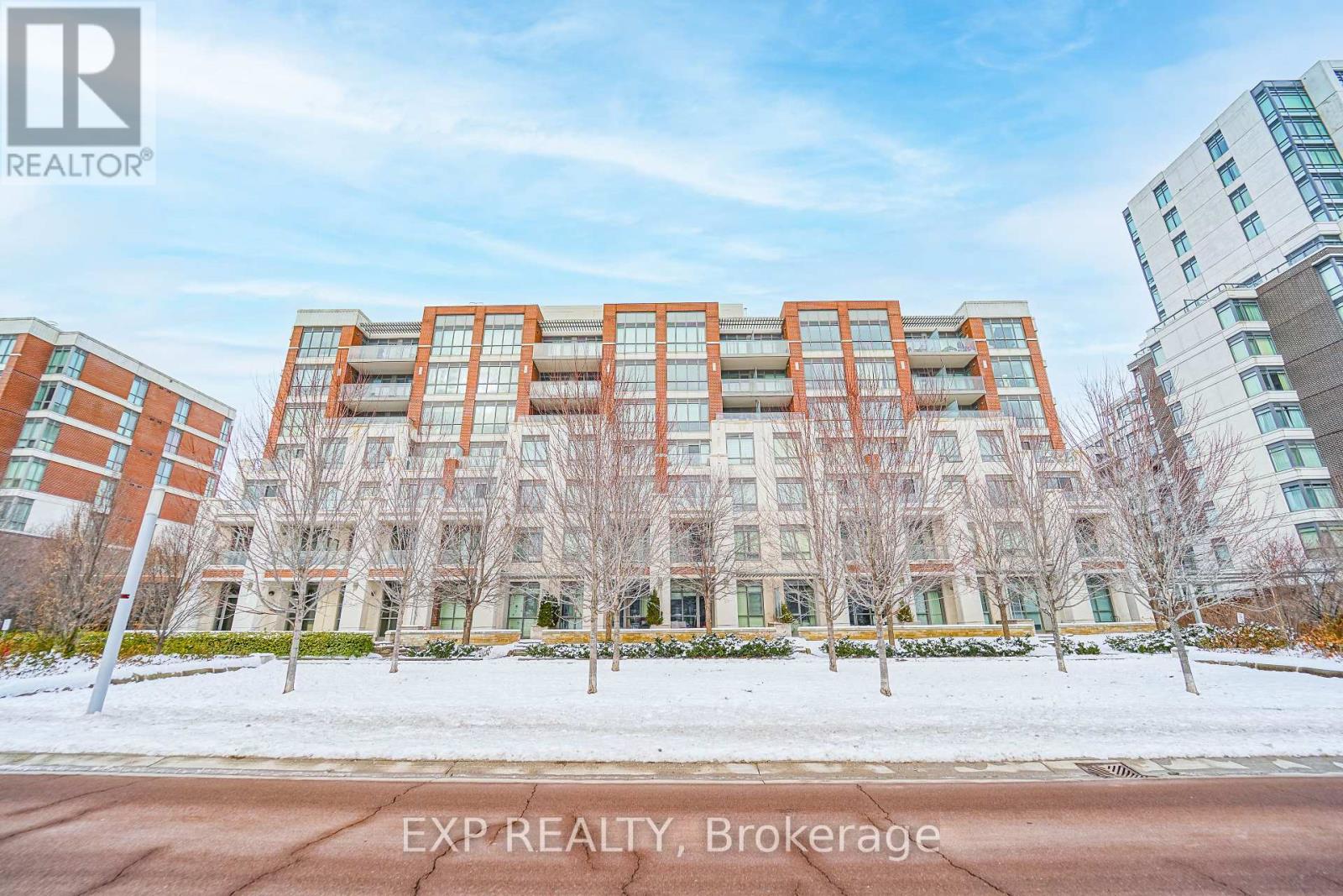 307 57 Upper Duke Cres, Markham, ON L6G 0B8