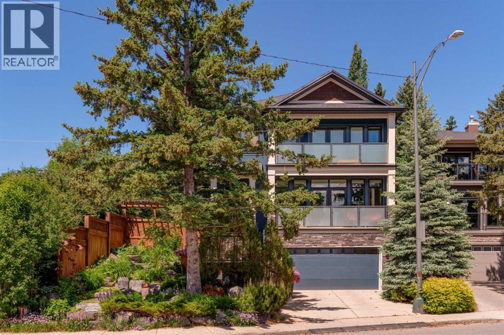 53 Cardiff Dr NW, Calgary, AB T2K 1R6