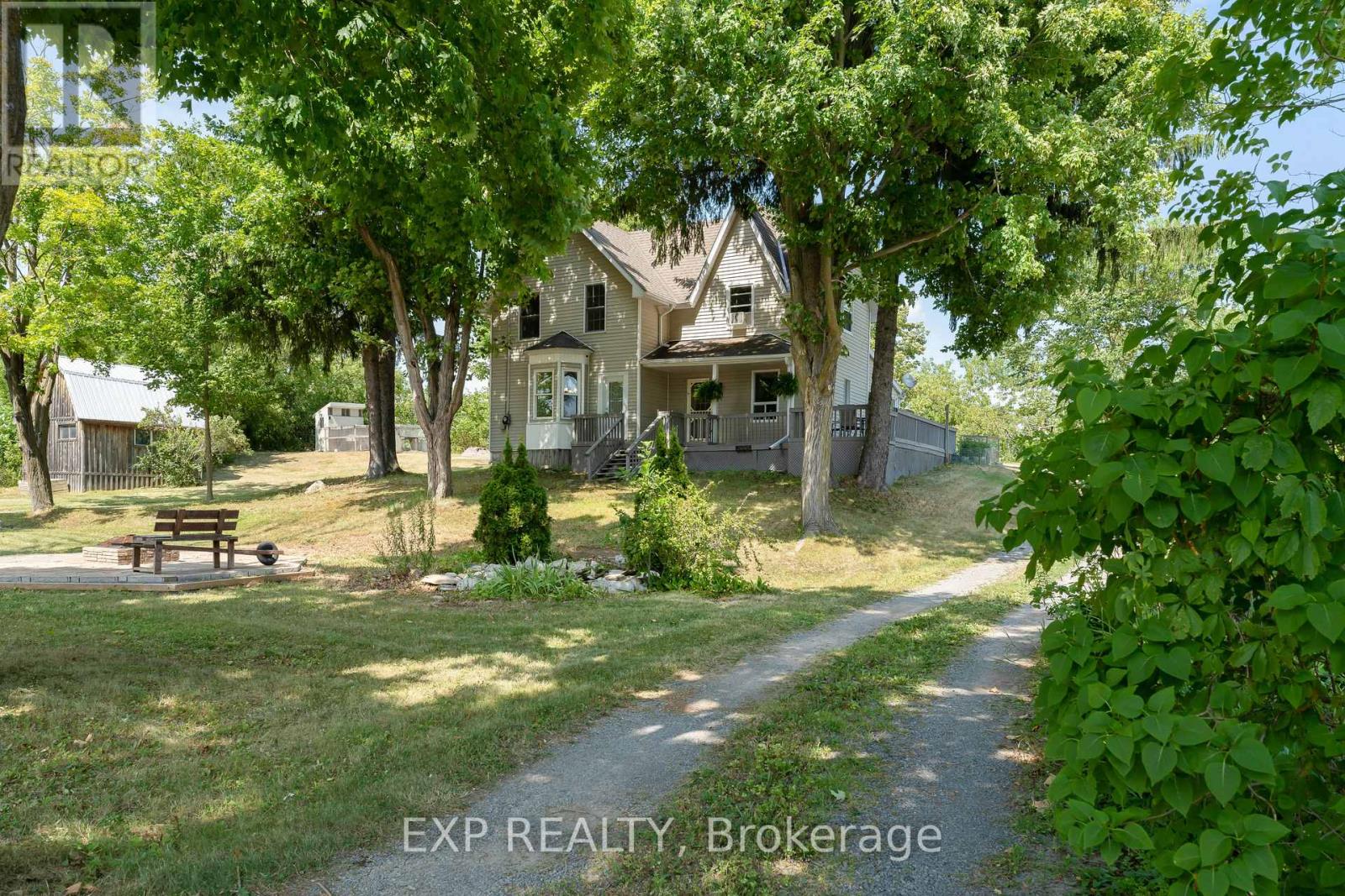8 Peel St, Stone Mills, ON K0K 3G0
