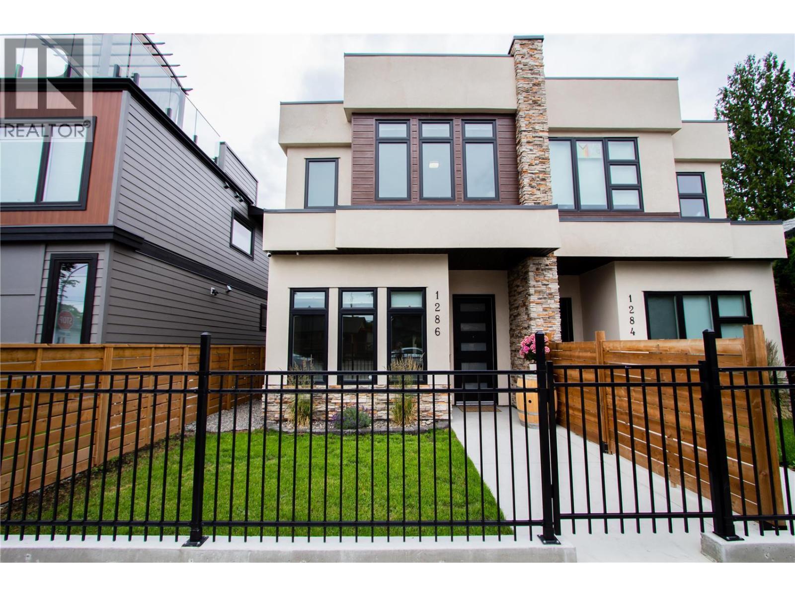 1286 Ethel St, Kelowna, BC V1Y 2W7