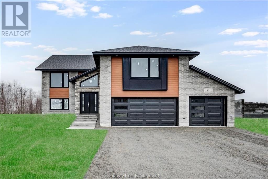 831 Moonrock, Sudbury, ON P3E 5Z5