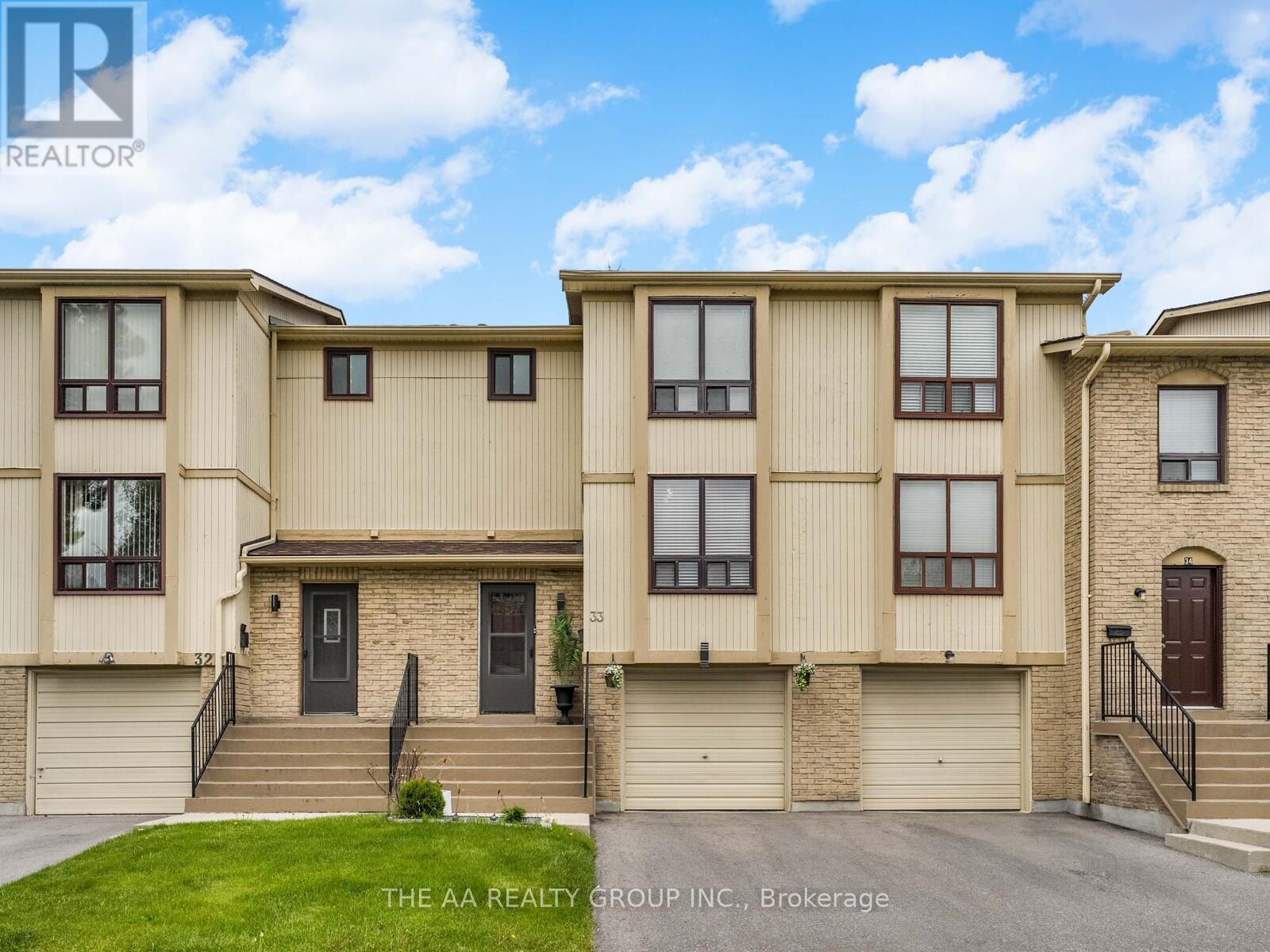 33 33 Guildford Cres, Brampton, ON L6S 3K2