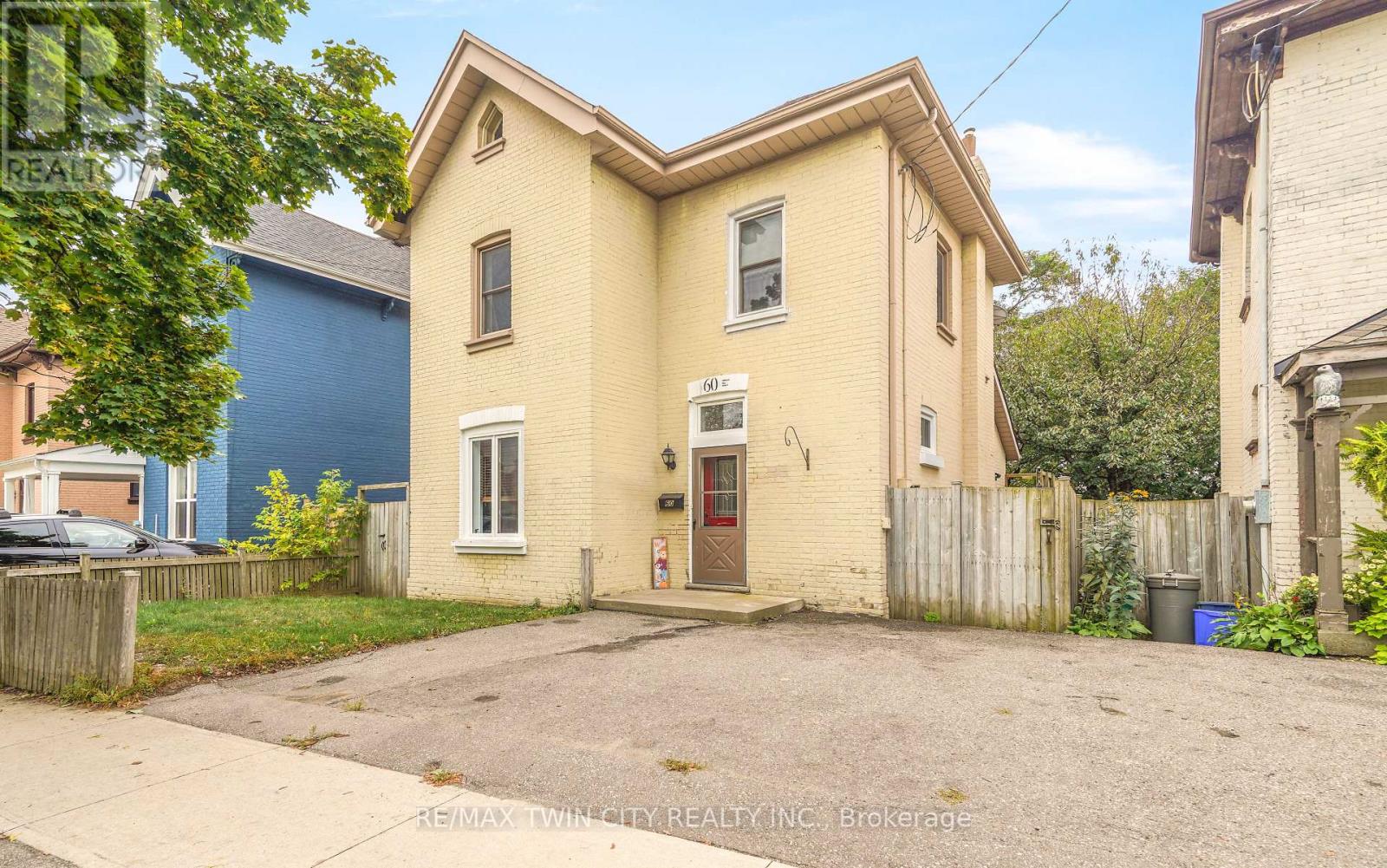 60 Terrace Hill St, Brantford, ON N3R 1G1