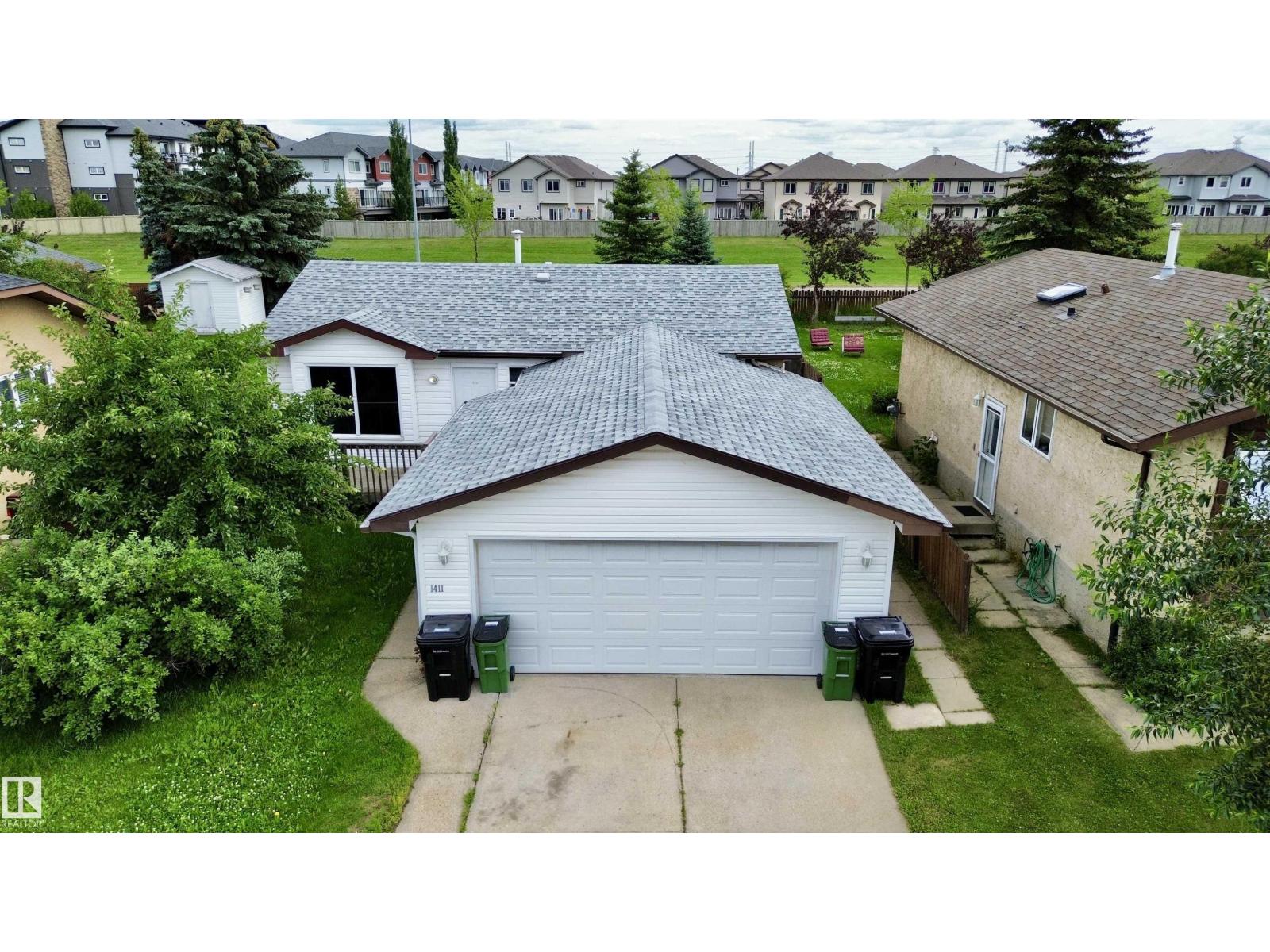35 St Nw Unit 1411, Edmonton, AB T6L 2M2