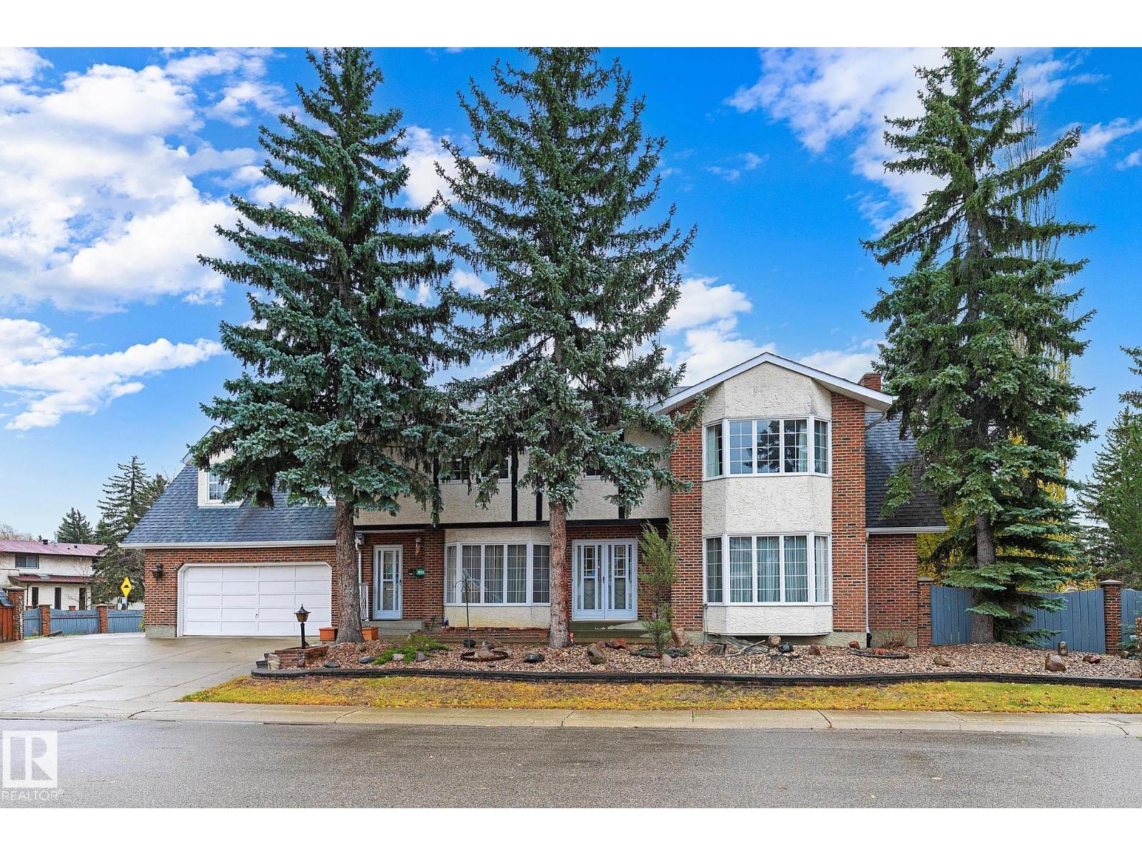 186 Willow Way NW, Edmonton, AB T5T 1C8