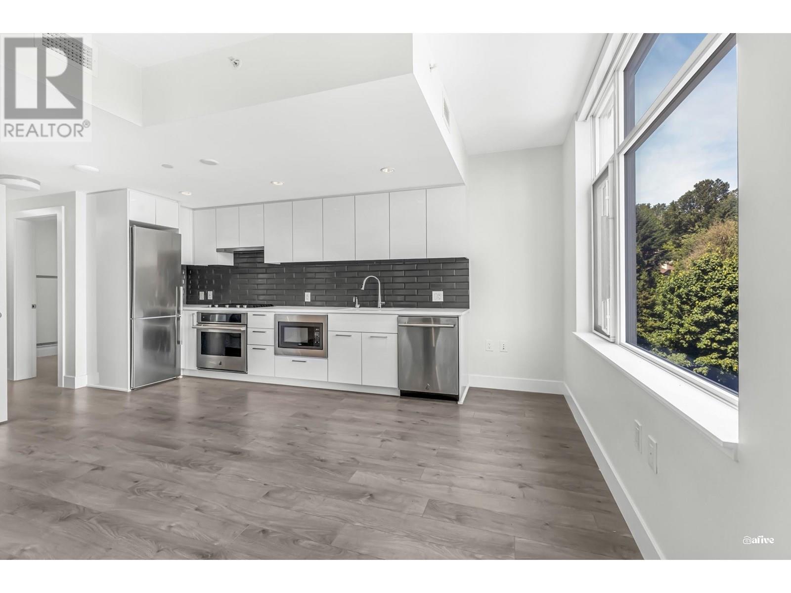 3451 Sawmill Crescent Unit 614, Vancouver, BC V5S 0H1
