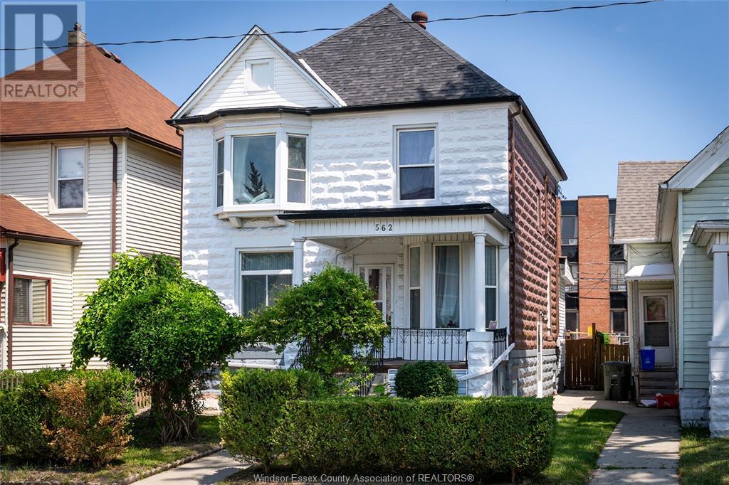 562 Dougall, Windsor, ON N9A 4P6