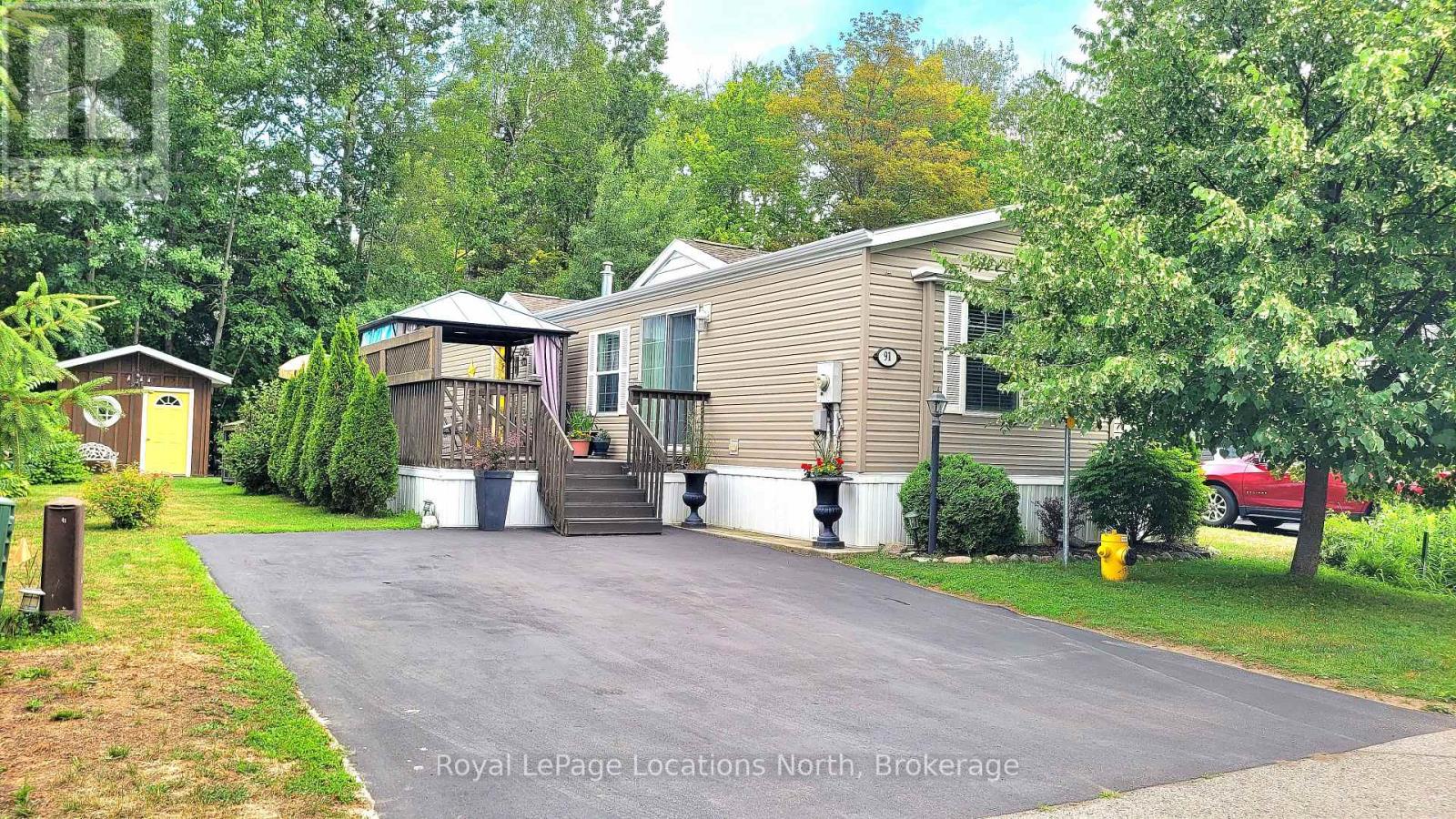 91 Georgian Glen Dr, Wasaga Beach, ON L9Z 1K8