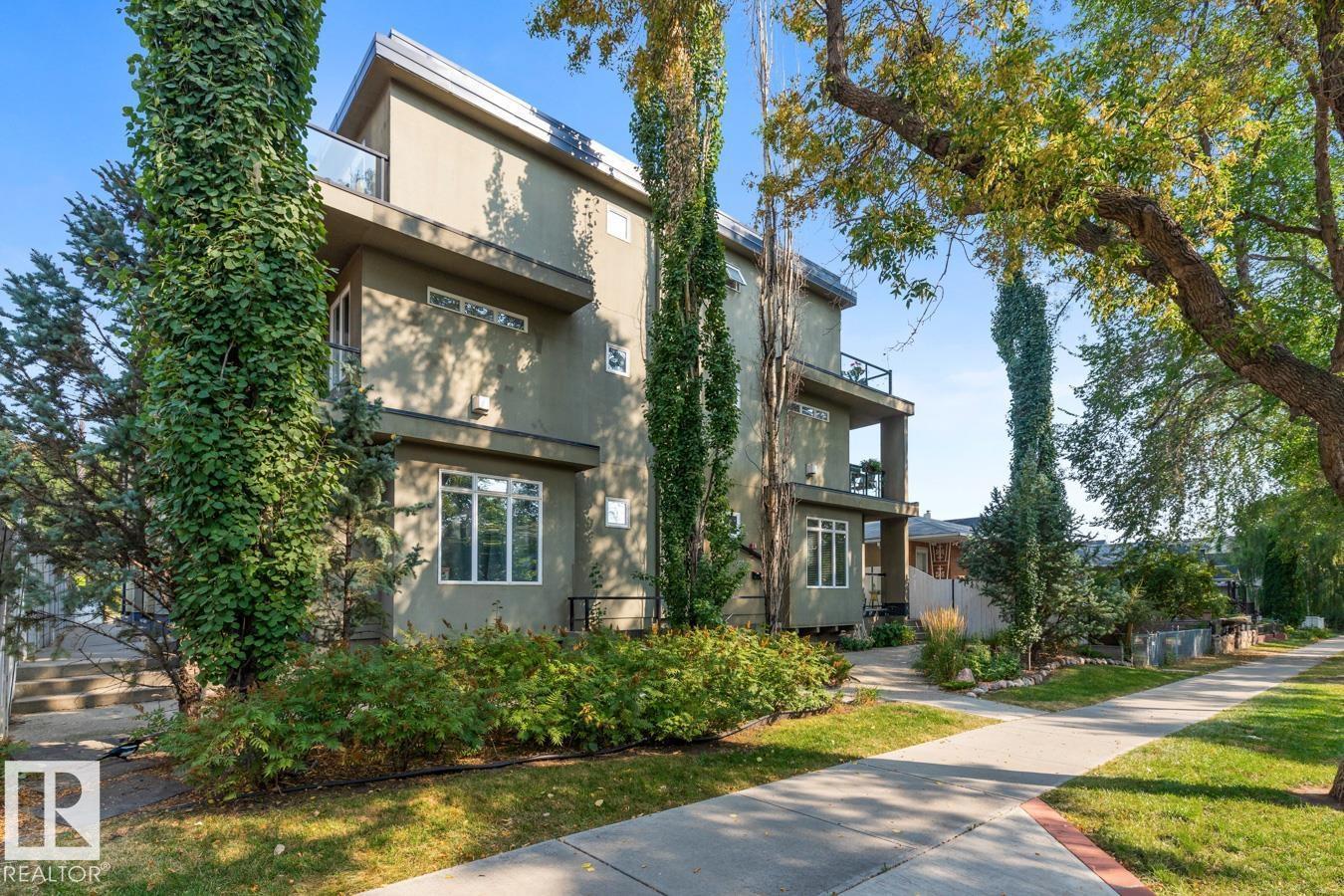 9856 83 Avenue Northwest #3, Edmonton, AB T6E 0B5