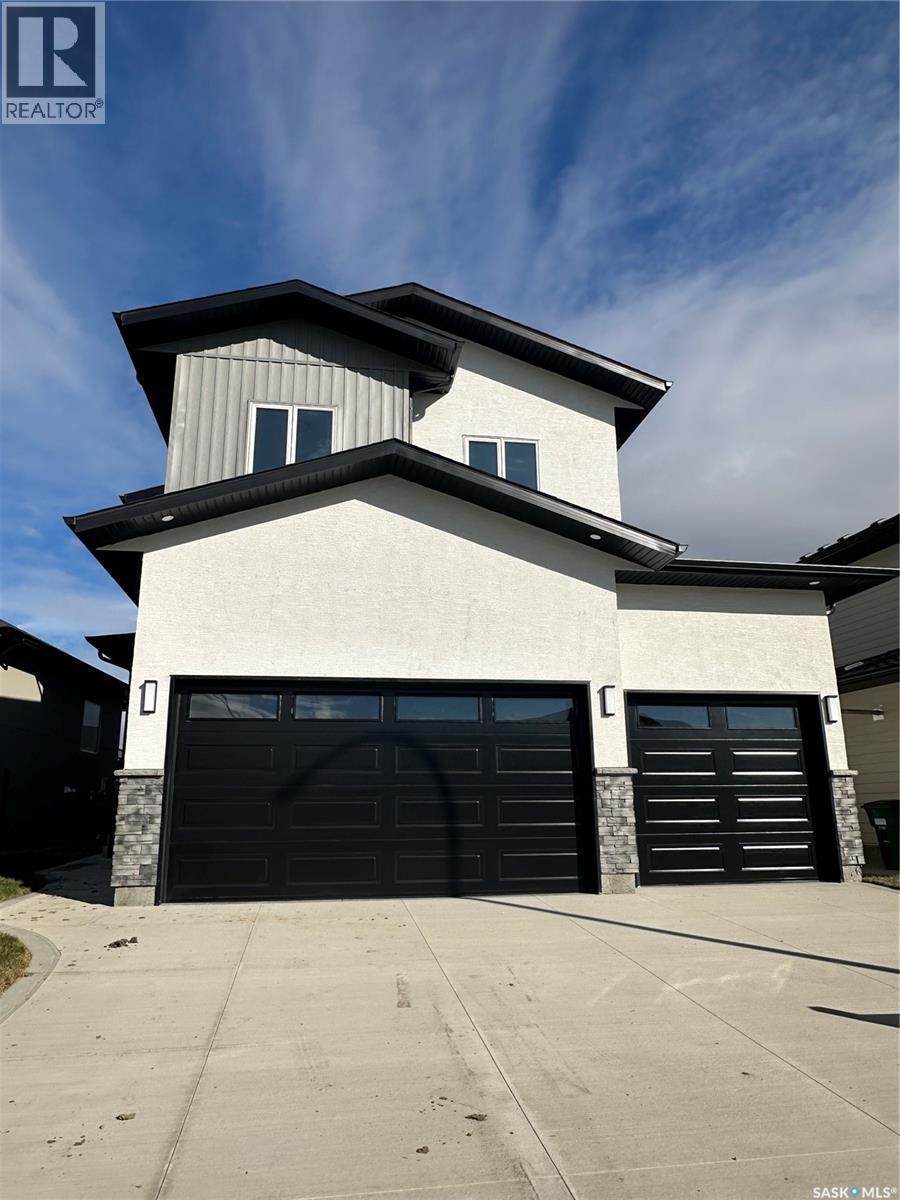 147 Woolf Bnd, Saskatoon, SK S7W 0L6