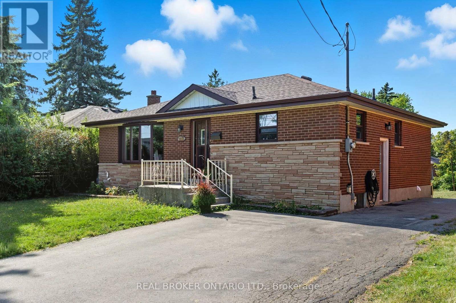 1314 Fisher Ave, Burlington, ON L7P 2L6