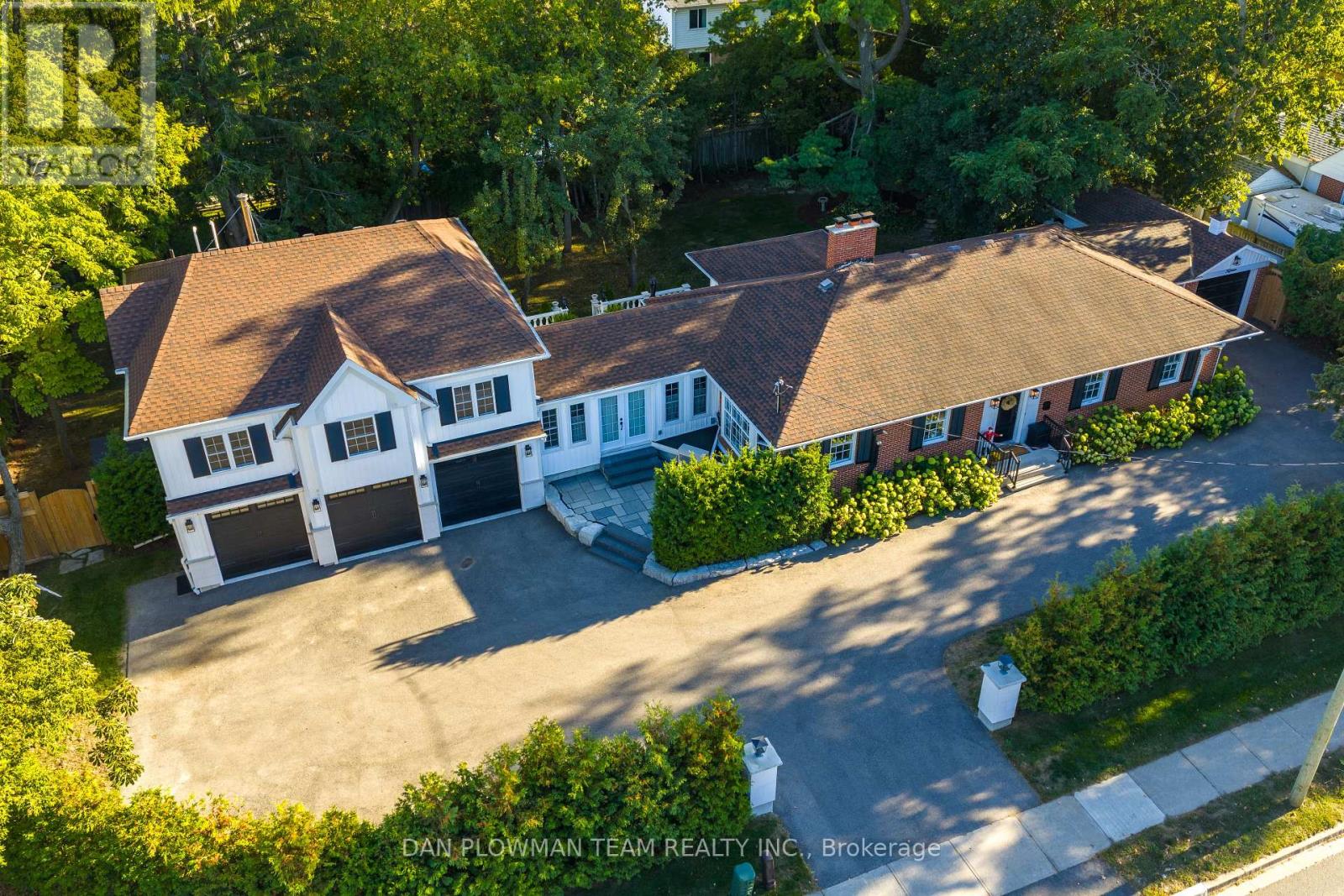 15 Concession St E, Clarington, ON L1C 1Y1