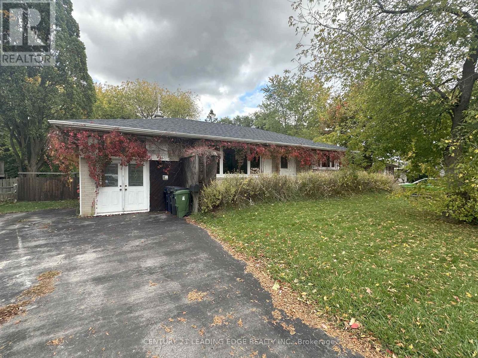339 Jaybell Grv, Toronto, ON M1C 2X4