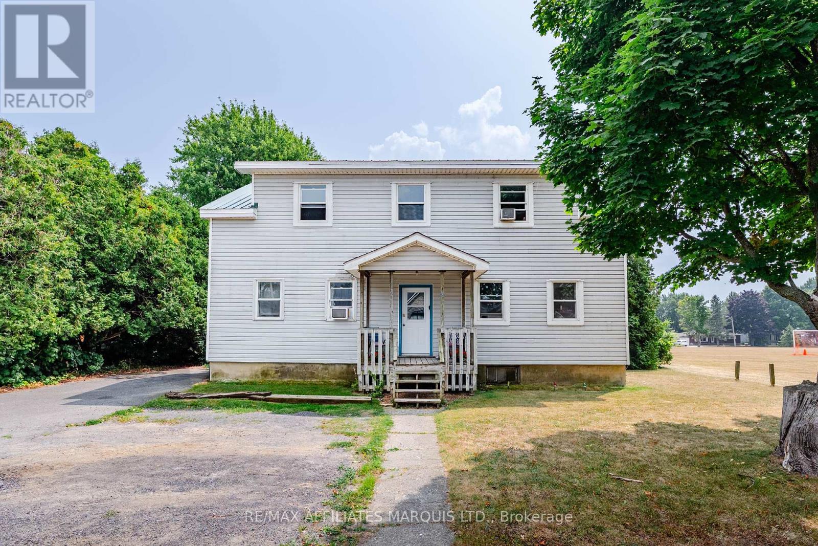 52 Elm St, South Stormont, ON K0C 1R0