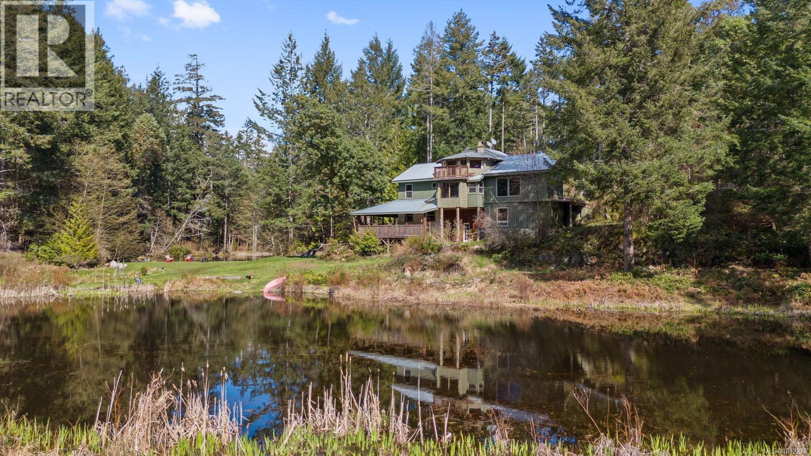 2 Welch Rd, Lasqueti Island, BC V0R 2J0