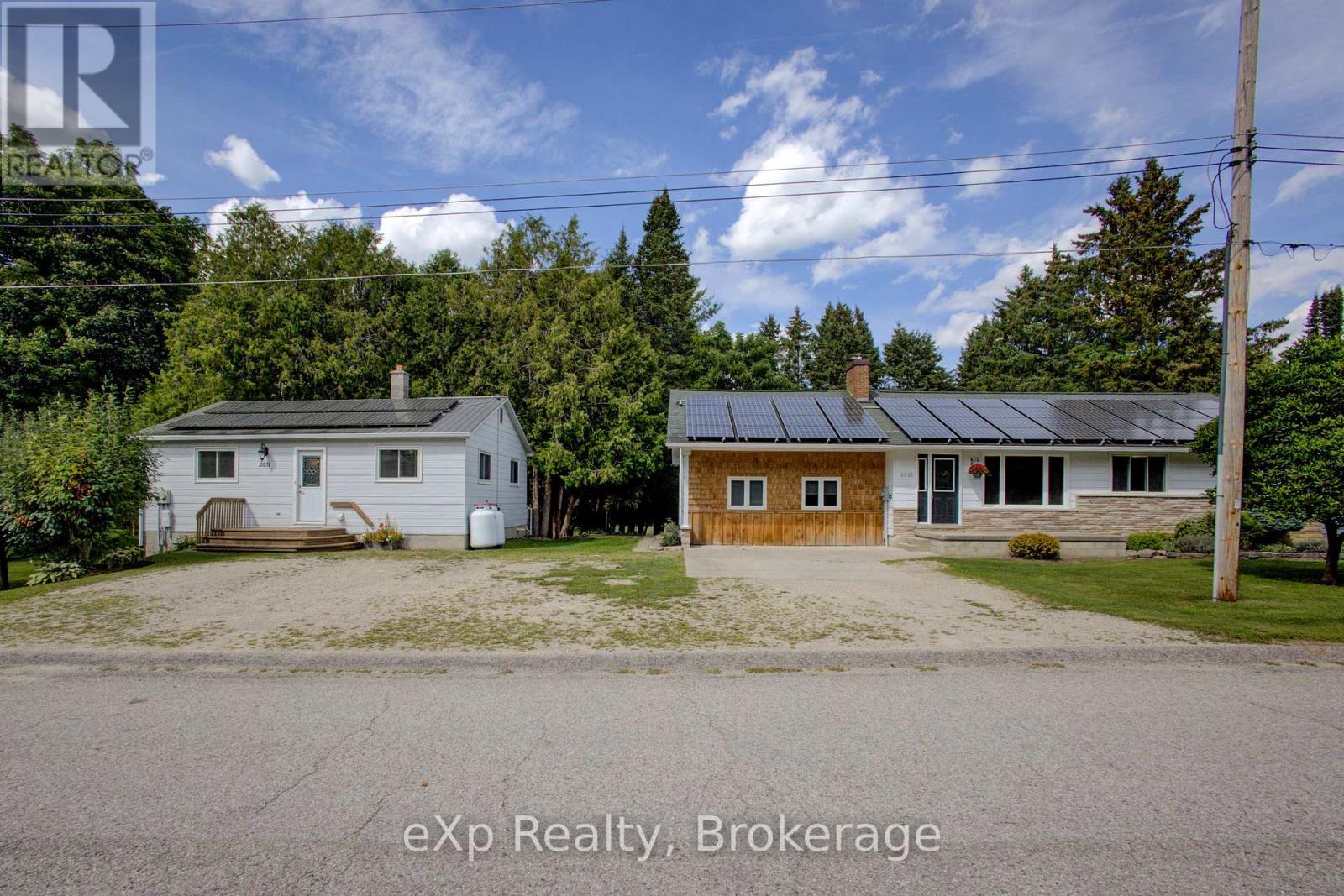 2033 Mill St, Howick, ON N0G 1X0