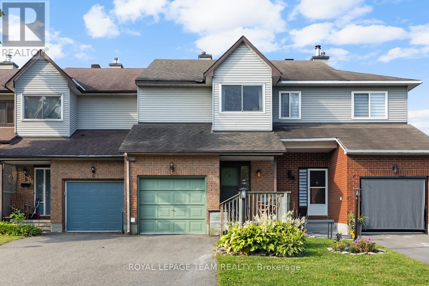 4 Danaher Dr, Ottawa, ON K2J 3Y6