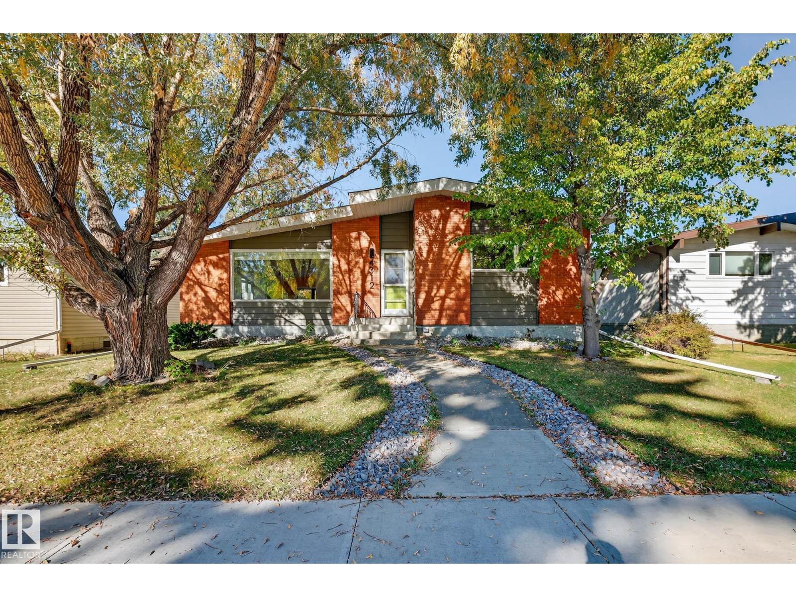 117 St Nw Unit 4312, Edmonton, AB T6J 1T8