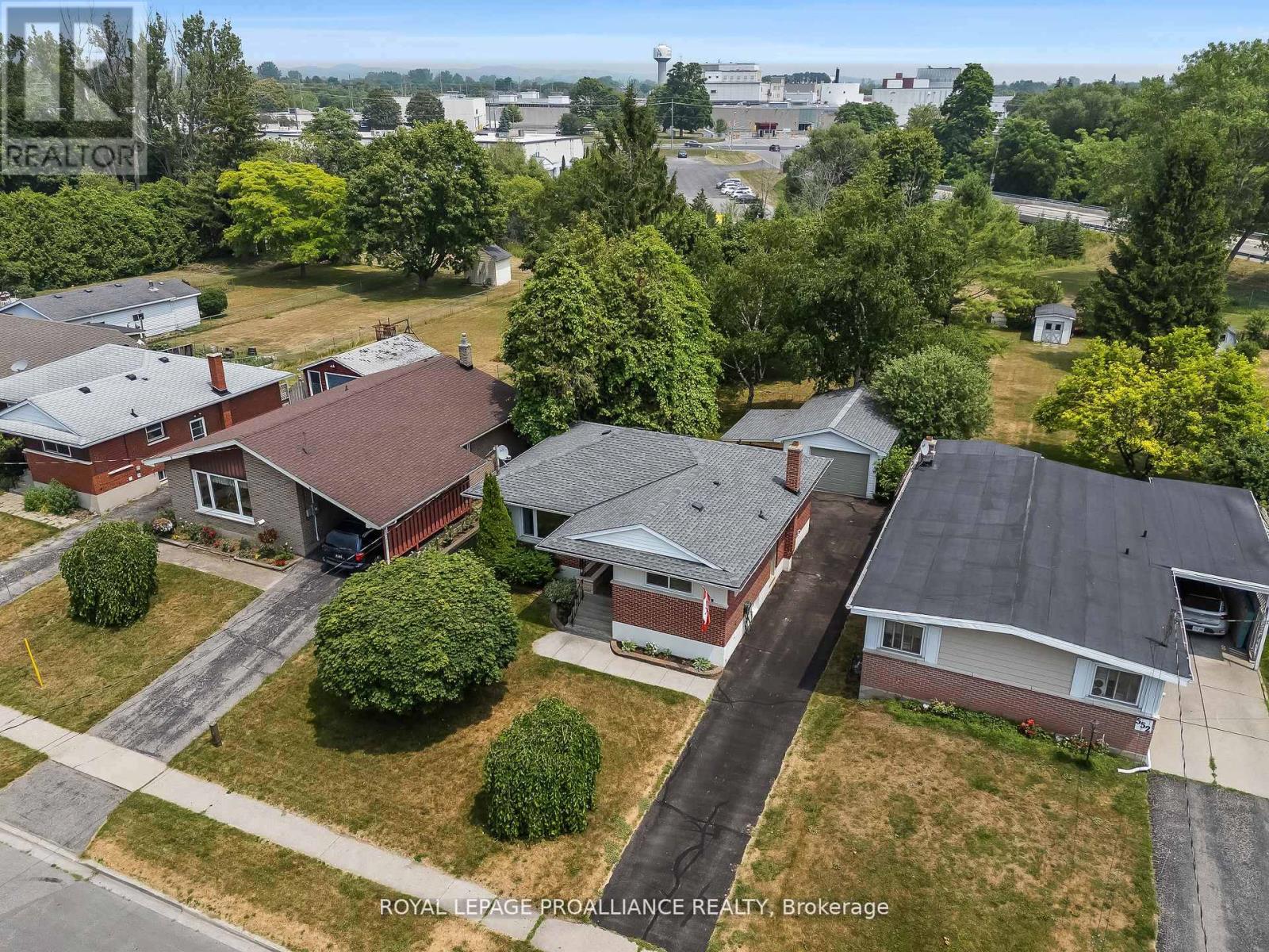 556 Sinclair St, Cobourg, ON K9A 2Y7