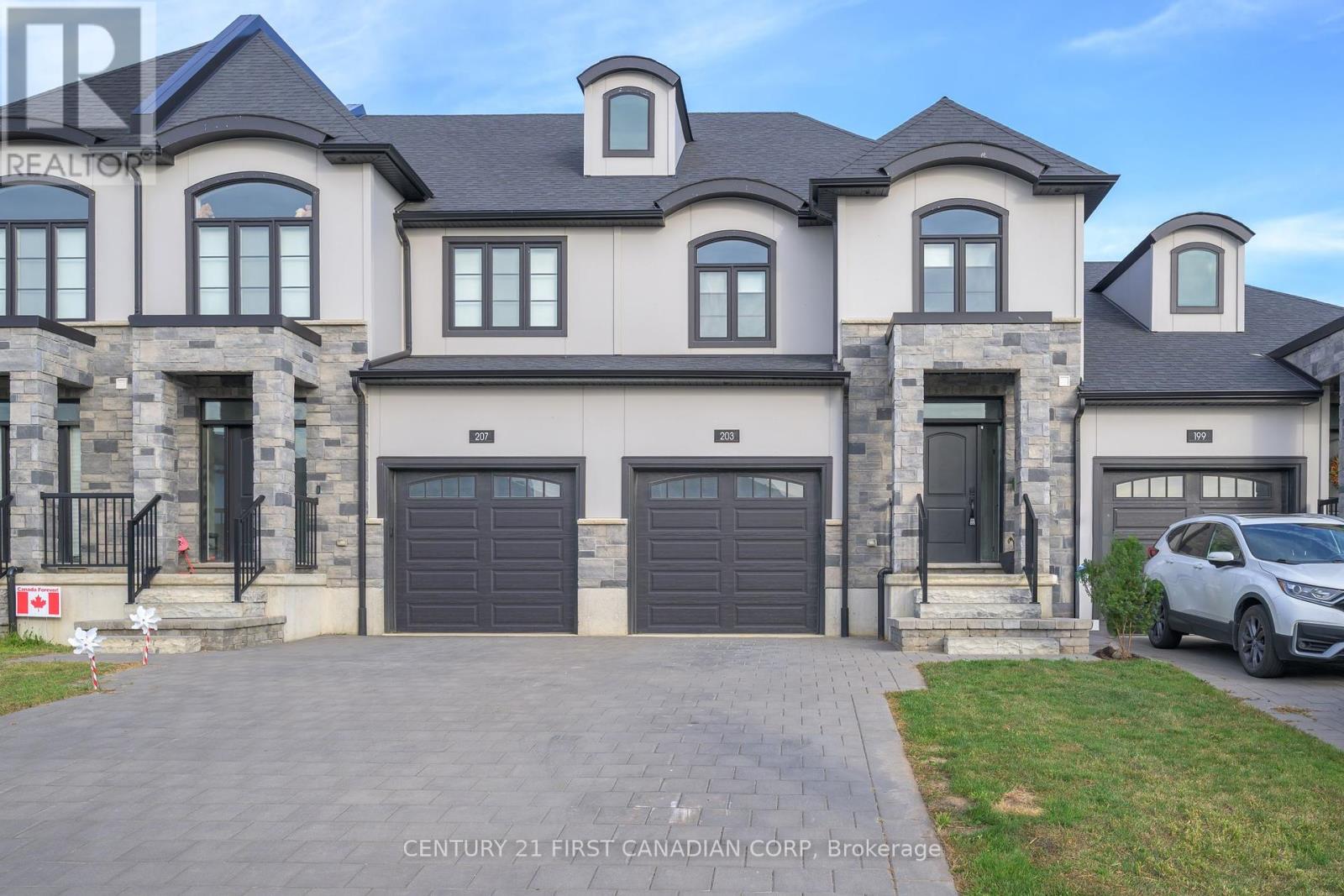 203 Winlow Way, Middlesex Centre, ON N0L 1R0