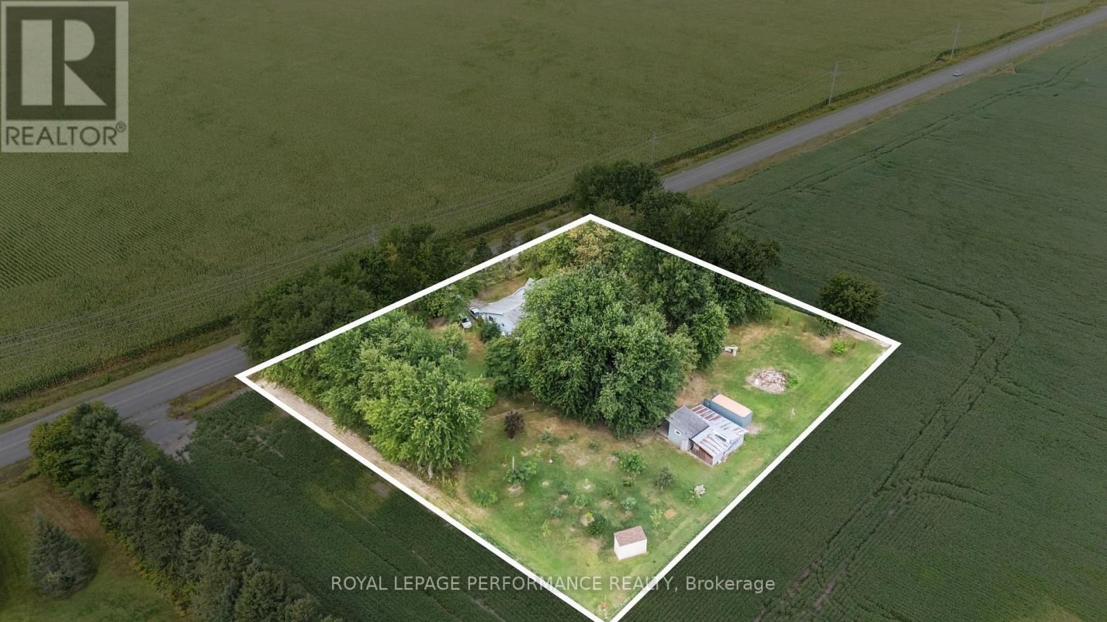 721 St Thomas Rd, Russell, ON K0A 1W0