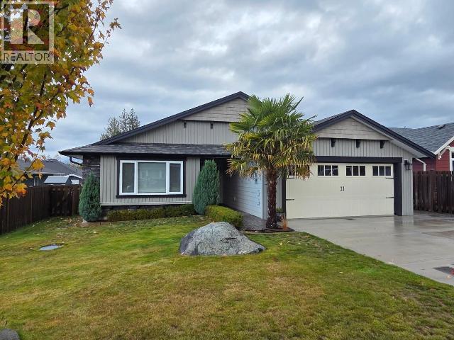 7361 Glacier St, Powell River, BC V8A 5V2