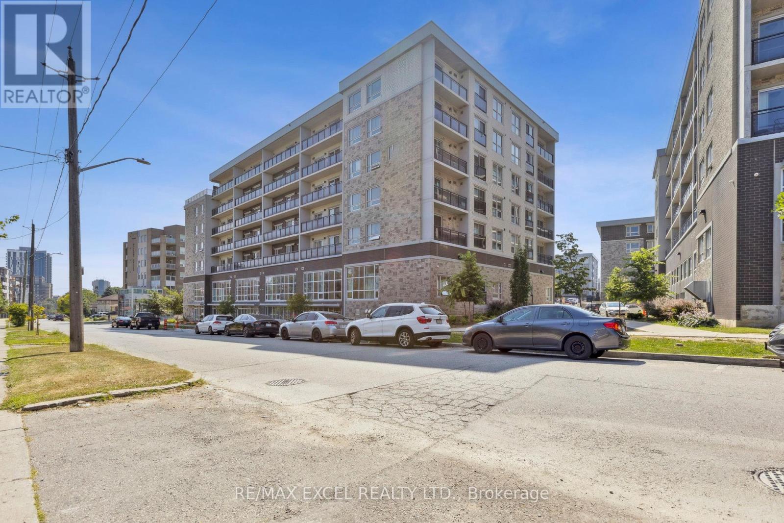 275 Larch Street #g607, Waterloo, ON N2L 3R2