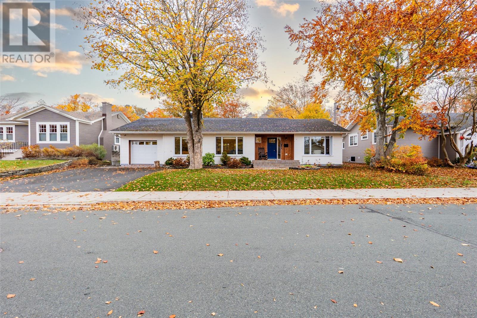 30 Roche St, St. John's, NL A1B 1L7